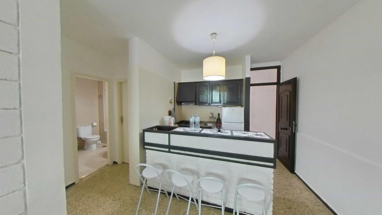 Apartamento Con Terraza Privada En Playa De Las Americas Arona  Exteriér fotografie