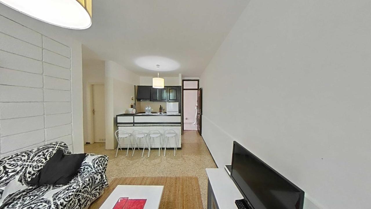 Apartamento Con Terraza Privada En Playa De Las Americas Arona  Exteriér fotografie